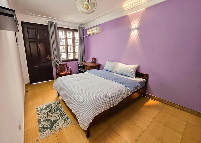 Rainbow Homestay - No 8 Alley 18B Tong Dan